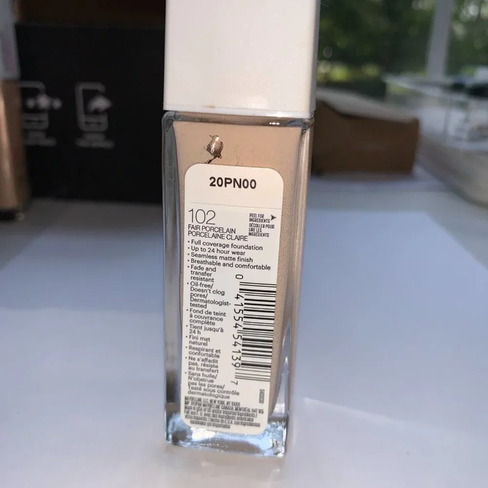 Maybelline Super Stay Full Coverage Foundation in Fair Porcelain